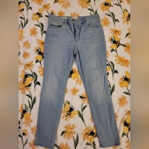 Light blue skinny jeans from universal thread size 14